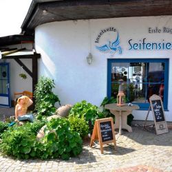 EDEKA Susanne Krüger e.K. in Binz OT Prora - Inselseife Laden